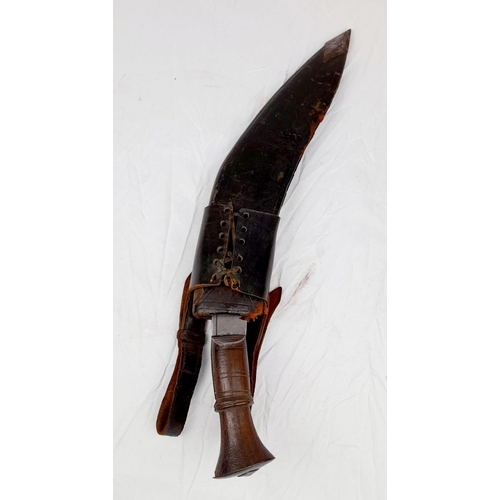 511 - WW1 Gurkha Kukri Knife Complete with the Karda + Chakmak Knives.