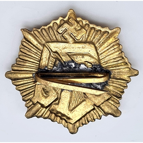 721 - WW2 German Reichsluftschutzbund (Air Raid Police) Hat Badge.