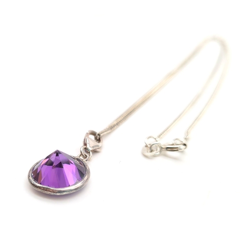 956 - Ladies Italian Sterling Silver and Diamond Cut Purple Stone Pendant Necklace 46cm length, 13mm diame... 