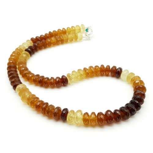 863 - A 385ct Hessonite Garnet Gemstone Necklace with Carnelian Clasp in 925 Silver. 44cm.