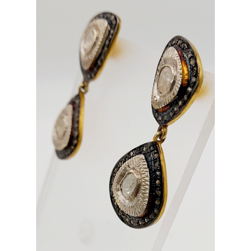 780 - A Pair of 14g Antique Style Polki Diamond Dangler Earrings in 925 silver, yellow finish.