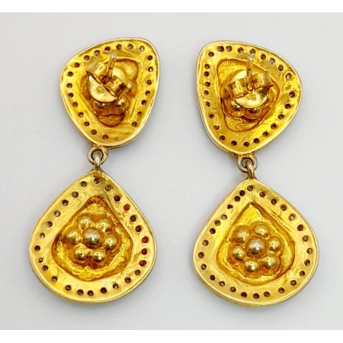 780 - A Pair of 14g Antique Style Polki Diamond Dangler Earrings in 925 silver, yellow finish.