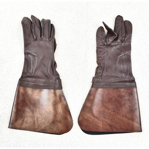 209 - WW2 German UN-Issued Condition N.S.U.U Motor Cycle Gloves.