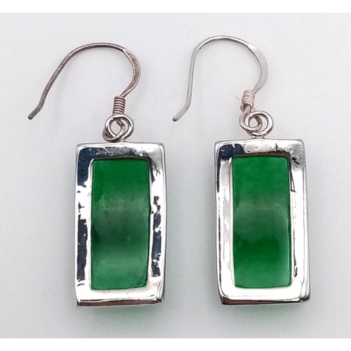 458 - Excellent Condition Sterling Silver Green Stone (Possibly Jade/Jadeite) Oriental Earrings 3cm drop i... 