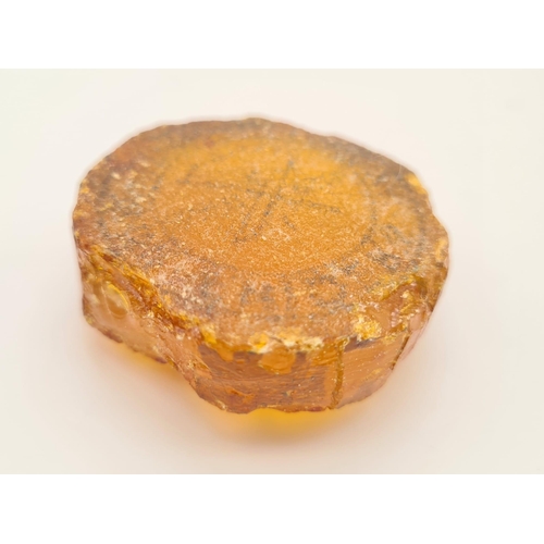 995 - An Early Scottish Chunk of Natural Amber. 4.5 x 4cm.
22g.