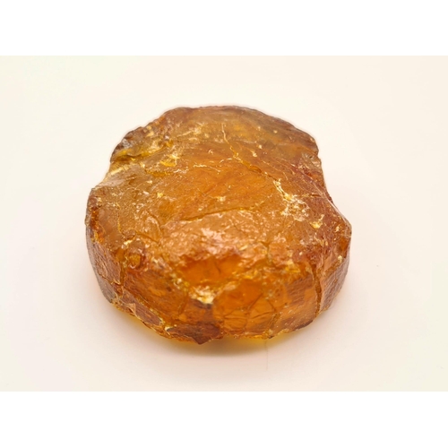 995 - An Early Scottish Chunk of Natural Amber. 4.5 x 4cm.
22g.