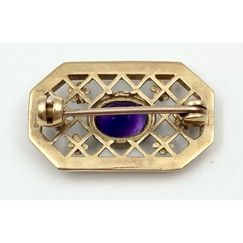 1159 - A CRAFTSMAN MADE DIAMOND AND AMATHYST BROOCH IN 20K GOLD MOST LIKELY RUSSIAN. 3.5gms