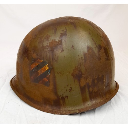 90 - WW2 US 3rd Infantry M1 Swivel Bale Helmet.