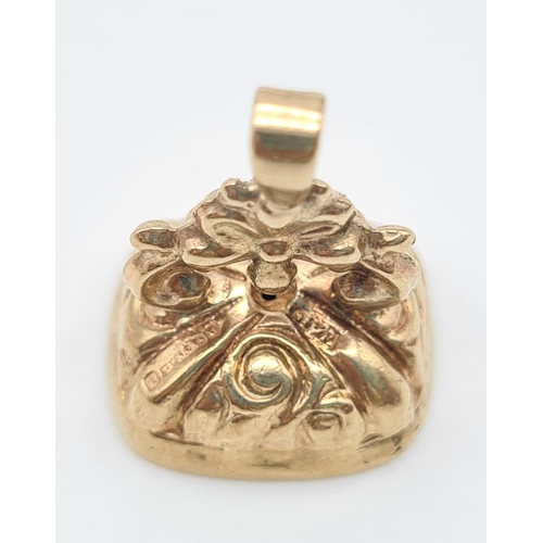 640 - 9K YELLOW GOLD VINTAGE FOB CHARM 1.7G