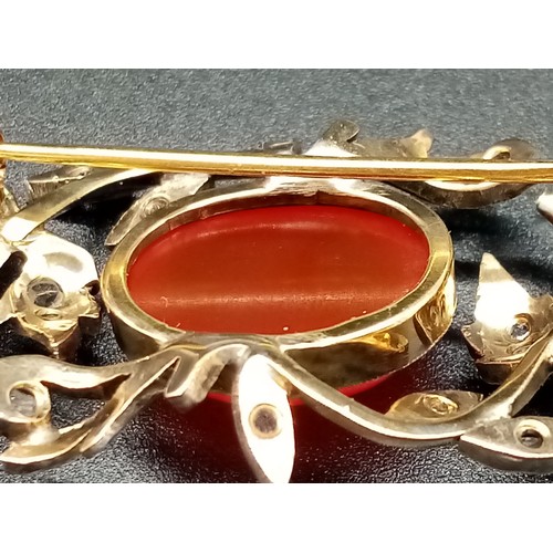 527 - An Antique Victorian 15K Yellow Gold Rose Cut Diamond Carnelian Brooch. Large central cut carnelian ... 