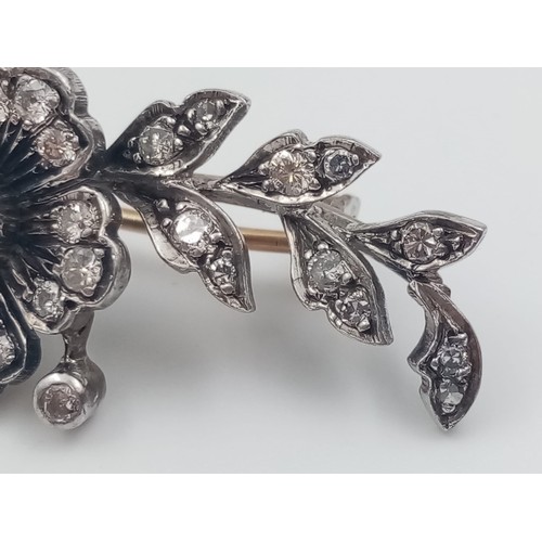 733 - A Victorian 15K Gold and Rose-Cut Diamond Floral Brooch. Beautifully designed - 1.5ct. 5.5cm. 7.33g ... 