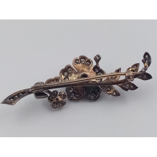 733 - A Victorian 15K Gold and Rose-Cut Diamond Floral Brooch. Beautifully designed - 1.5ct. 5.5cm. 7.33g ... 