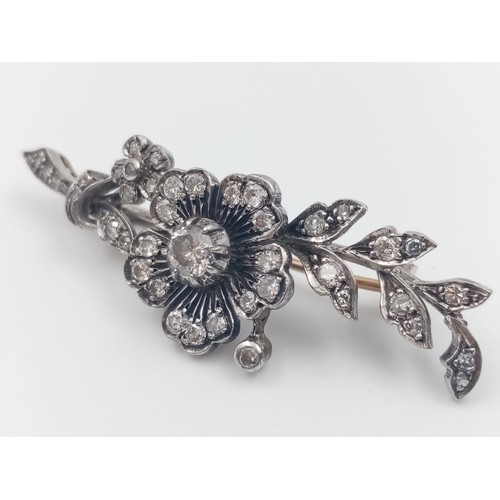 733 - A Victorian 15K Gold and Rose-Cut Diamond Floral Brooch. Beautifully designed - 1.5ct. 5.5cm. 7.33g ... 