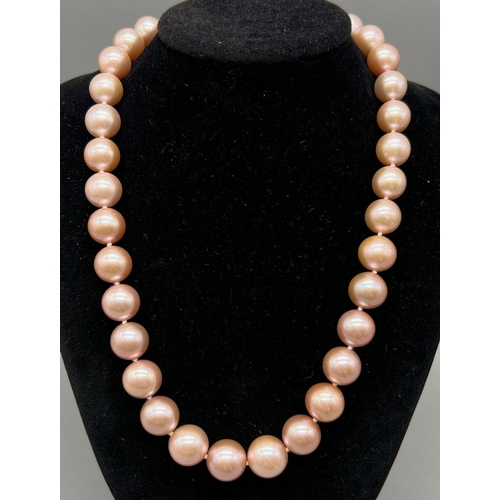 517 - A Fabulous 18k White Gold Natural Tahitian Blush Pearl Necklace. 12mm beads. 18k gold glitterball cl... 