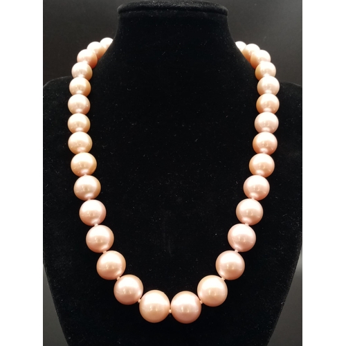 517 - A Fabulous 18k White Gold Natural Tahitian Blush Pearl Necklace. 12mm beads. 18k gold glitterball cl... 