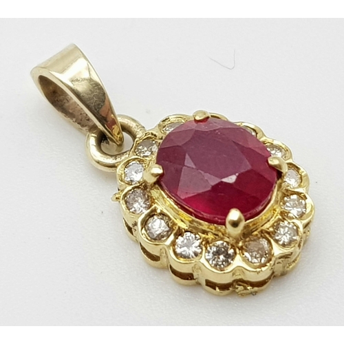 545 - A Glorious 14K Yellow Gold, Ruby and Diamond Jewellery Set - All with an identical wonderful design ... 