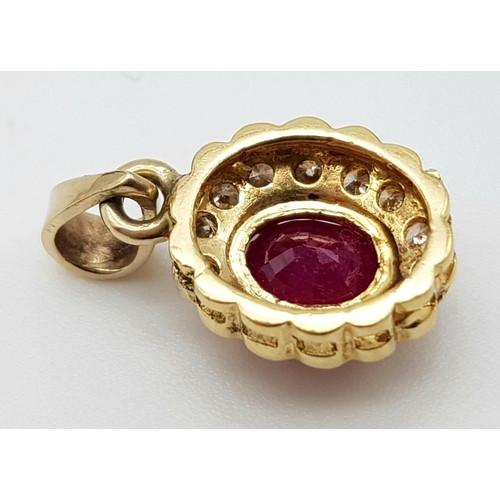 545 - A Glorious 14K Yellow Gold, Ruby and Diamond Jewellery Set - All with an identical wonderful design ... 