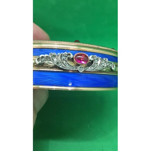 666 - A Russian Beautiful very large  royal blue 14k enamel solid gold snuff table box
Fantastic condition... 