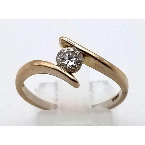 192 - 18K YELLOW GOLD SOLITAIRE RING WITH DIAMOND  2.96G SIZE Q     8453