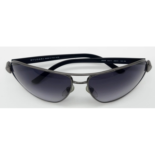 547 - A PAIR OF BVLGARI SUNGLASSES WITH CASE     9146