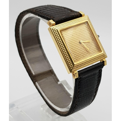 731 - A rare, vintage, ladies, 18 K yellow gold BOUCHERON watch, with an innovative leather strap. 24 mm s... 