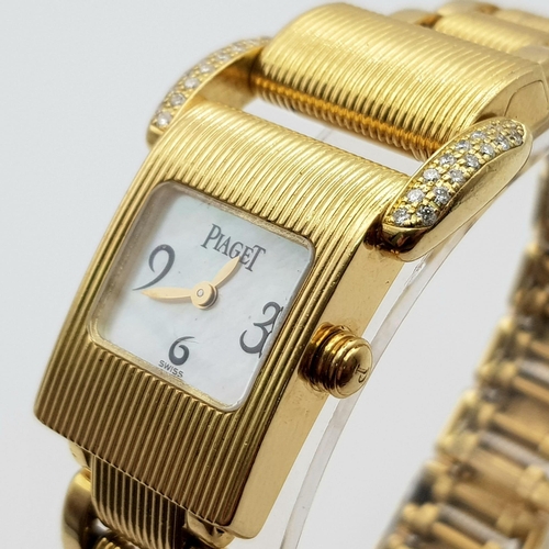 372 - A very feminine, 18 K yellow gold PIAGET watch with diamonds and Mother of pearl face. Total weight:... 