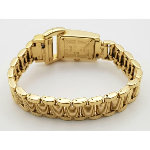 372 - A very feminine, 18 K yellow gold PIAGET watch with diamonds and Mother of pearl face. Total weight:... 