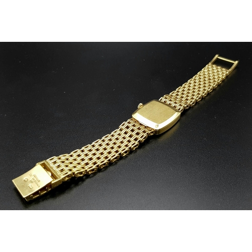 110 - A vintage, ladies, 18 K yellow gold PATEK PHILIPPE. Dial 23 x 20 mm, gold face with gold hands. Manu... 