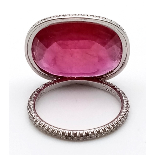 1095 - 18k White gold diamond and ruby ring made by American Designer  Taffin, with 1ct diamonds and 15ct r... 