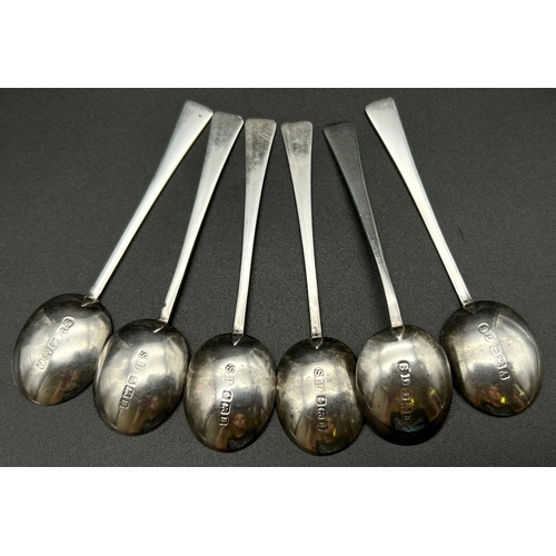 845 - An Antique Set of Six Silver Teaspoons in Original Box. 
Hallmarks for Birmingham 1926. Makers mark ... 