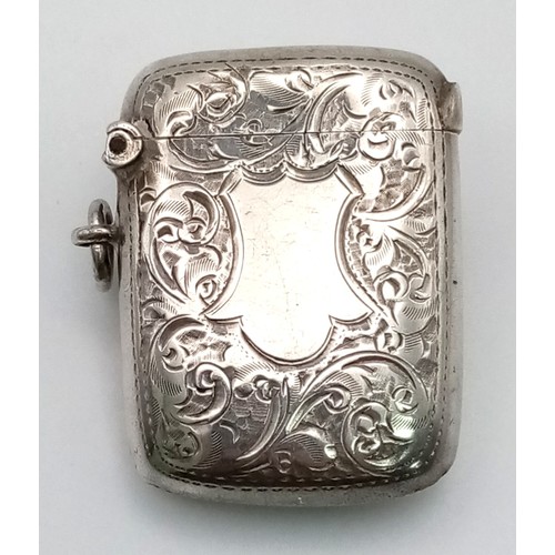 352 - An Antique Silver Vesta Case. Hallmarks for Birmingham 1906. Makers mark of William Naul. 3.5 x 4cm