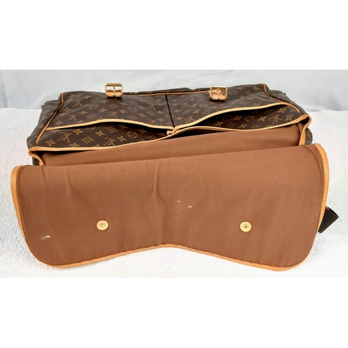 234 - A Louis Vuitton Monogram Canvas Luggage Satchel. This extra large bag has two carrying methods - han... 