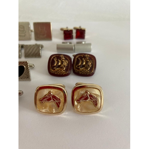 327 - Large selection of VINTAGE CUFFLINKS to include Sunray, Spanish galleon, wedding usher, textured gol... 