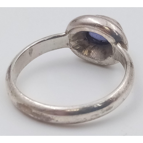 1062 - STERLING SILVER AMETHYST SET RING 3.7G SIZE L