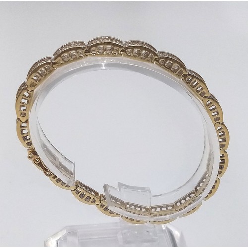 68 - 18K Yellow Gold DIAMOND SET BRACELET 1.25CT APPROX 19.1G