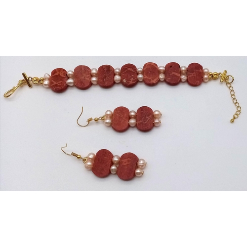 154 - A fabulous red coral and pink pearls bracelet and earrings set in a presentation box. Bracelet lengt... 