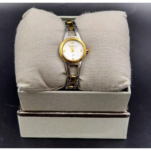 378 - Fossil stainless steel ladies wristwatch in box. 20mm. Length: 16cm