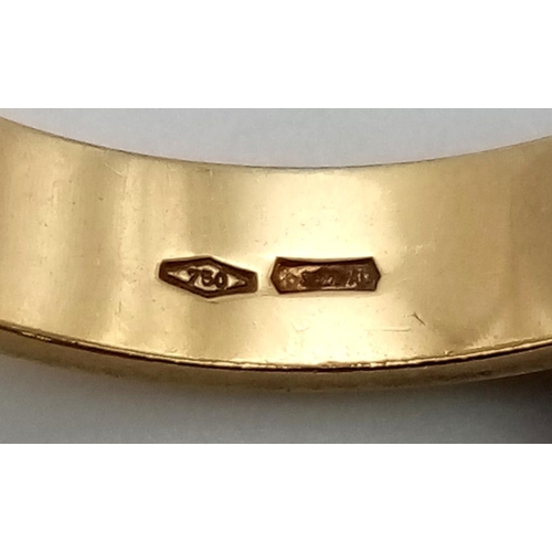 121 - An 18K Yellow Gold GUCCI Band Ring. Size K 1/2. 3.95g total weight.