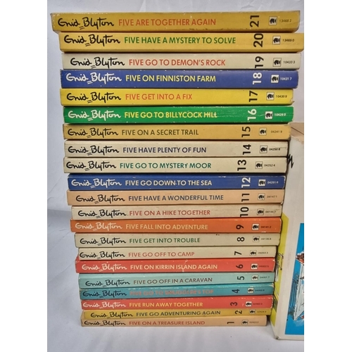 545 - A Wonderful Collection of Enid Blyton, Nancy Drew and Carolyn Keene Children's Books. Includes the c... 