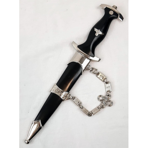 289 - A Very Good Condition Retrospective Copy of a German SS Dagger with Chain - 35cm Long.