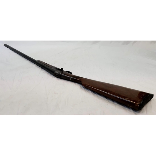 651 - A Deactivated Single-Barrelled Shotgun. 12 bore calibre with a 30 inch barrel length. Manufactured i... 