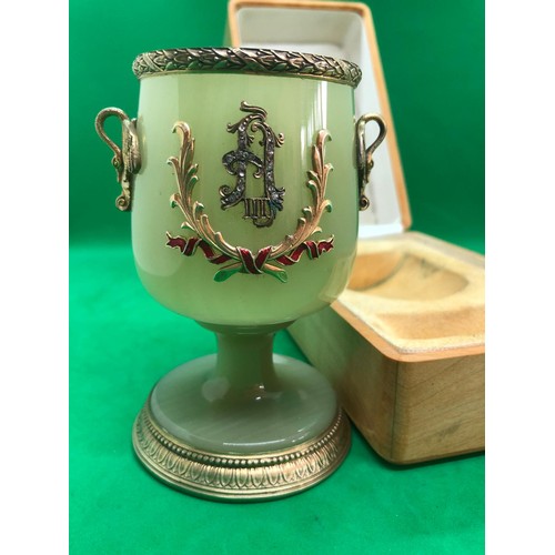 725 - Magnificent large Russian gilt silver enamel carved jade goblet cup.
Height 11cm
Diameter base 7cm
D... 