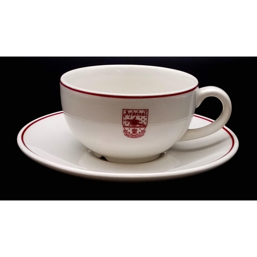 325 - An Original Arsenal FC - Highbury Era Dinner Setting. From the directors box. Excellent condition. C... 