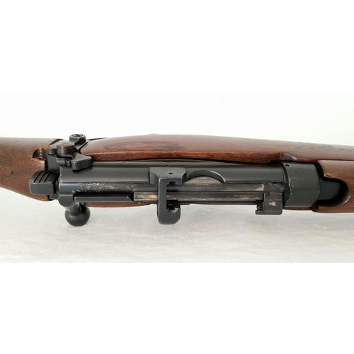 39 - A Deactivated G.R.I .303 Bolt Action No 1, MK3 1946 Service Rifle. New barrel with new unissued waln... 