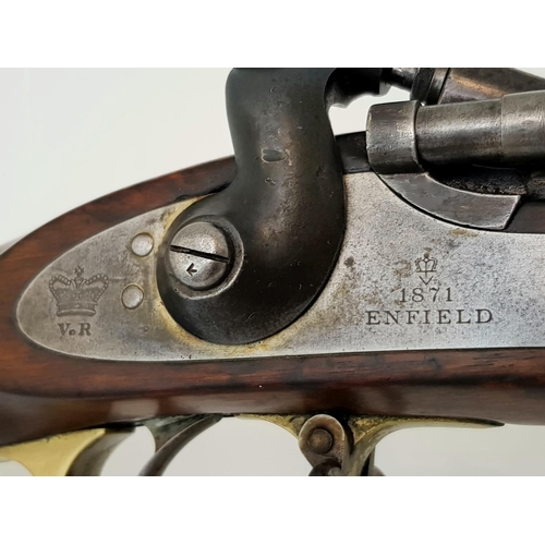 13 - An Enfield Snider Bolt Action .577 Breech Loading Hammer Rifle. Good condition barrel with nice orig... 