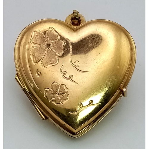 613 - A 9K Yellow Gold Heart Locket Pendant. 25 x 25mm.
3.36g