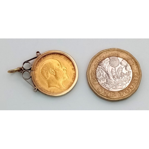 219 - A 22k Gold 1910 Half Sovereign Set in a 9K Yellow Gold Pendant Casing. 5.32g total weight.