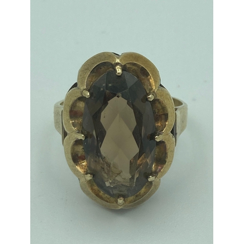 320 - Vintage German 8 carat GOLD RING, having extremely large faceted SMOKEY QUARTZ  set to top in sculpt... 