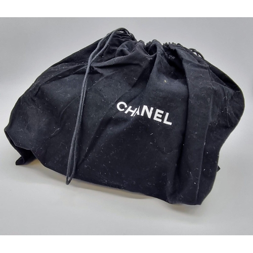 190 - A CHANEL 5 faux fur clutch bag with original cloth protective bag. Serial No: 10258973, Ref: 9378