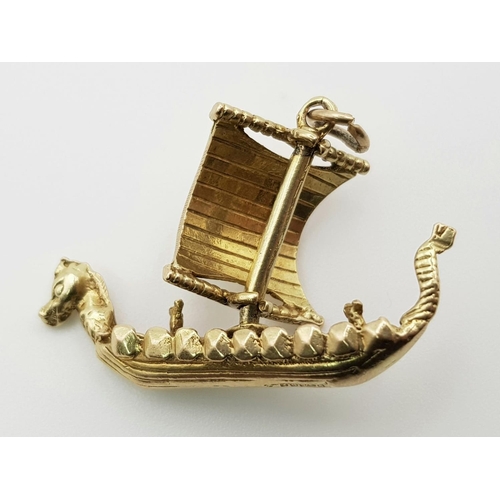 707 - 9K YELLOW GOLD VIKING SHIP CHARM 6.1G